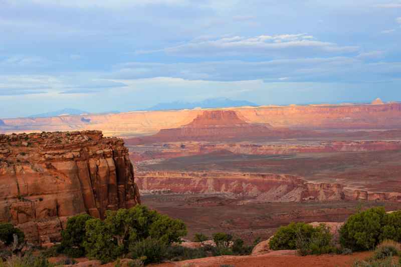 Orange Cliffs Overlook